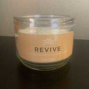 New Revive Sparkling Eucalyptus Scent Candle 9 Oz